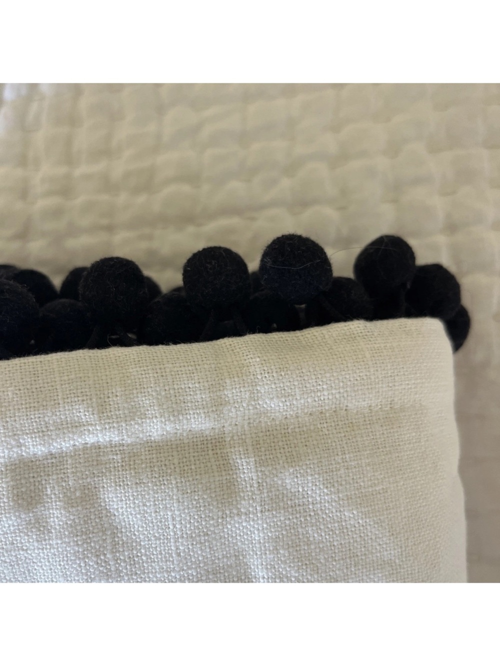 Emily & Meritt Pom Pom Full Bedskirt - Ivory with Black Trim 18” Drop NEW - Picture 3 of 8